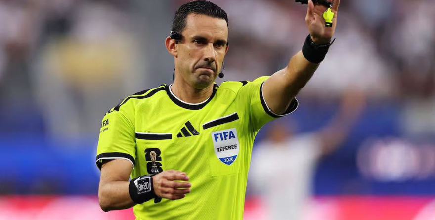 ÁRBITRO CESAR RAMOS DE MÉXICO LIDERA JUEGOS EN MUNDIALES