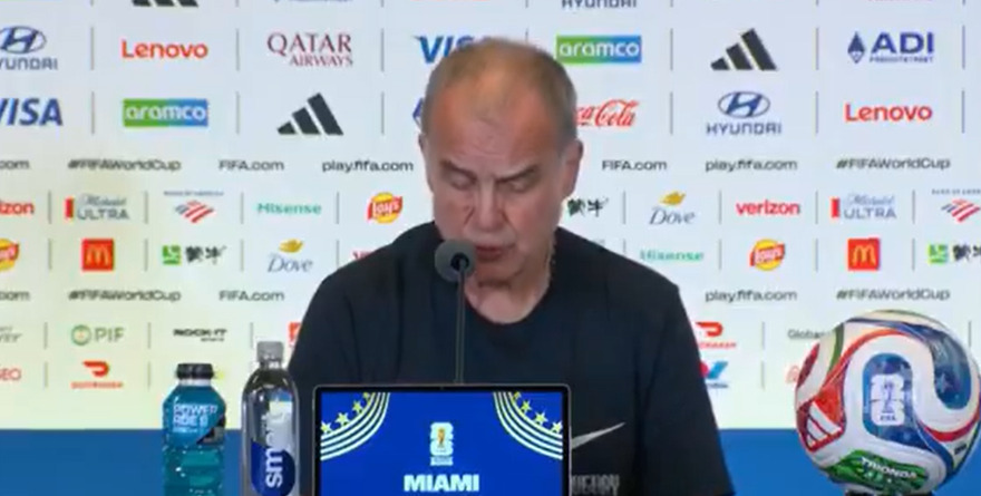 BIELSA OPINA QUE LAS PAUSAS NO AGREGAN NADA Y QUITAN MUCHO