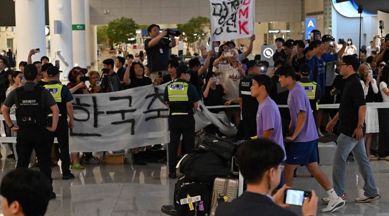 LA ELIMINACIÓN DE COREA DEL SUR PROVOCA ABUCHEOS Y PROTESTAS
