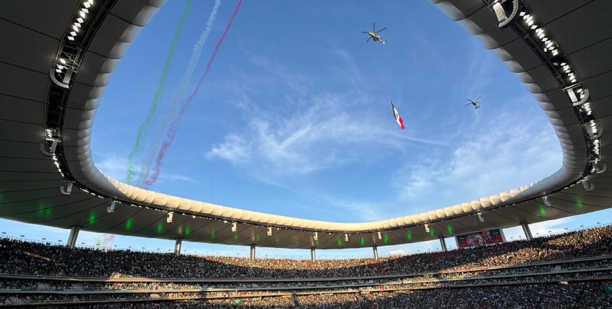 PRESUME DEFENSA EXHIBICIÓN AÉREA EN GUADALAJARA