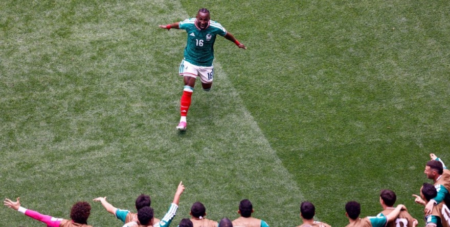 TRIUNFO INAUGURAL: MÉXICO VENCE A SUDÁFRICA