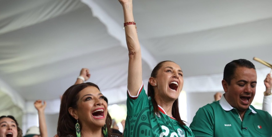 TRIUNFO MUNDIALISTA: SHEINBAUM FESTEJA CON LA AFICIÓN