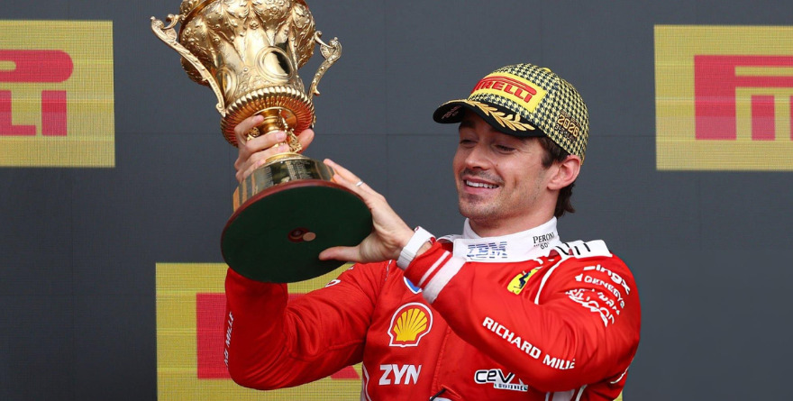 CHARLES LECLERC LUCE BRILLANTE EN GP DE GRAN BRETAÑA