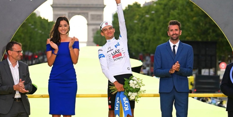 ISAAC DEL TORO RADICADO EN PARÍS
