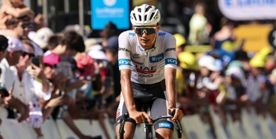 ISAAC DEL TORO SIGUE SU CAMINO CAUTELOSO EN EL TOUR DE FRANCIA