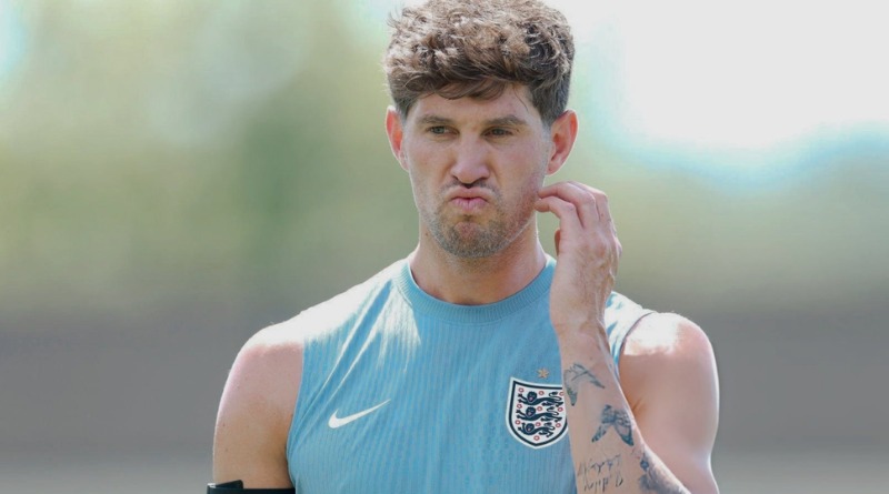 JOHN STONES REVELÓ: CREÍAMOS PODER CONQUISTAR EL CAMPEONATO