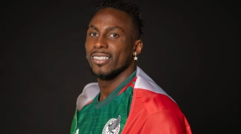JUGADOR QUIÑONES MANIFIESTA FELICIDAD POR MÉXICO