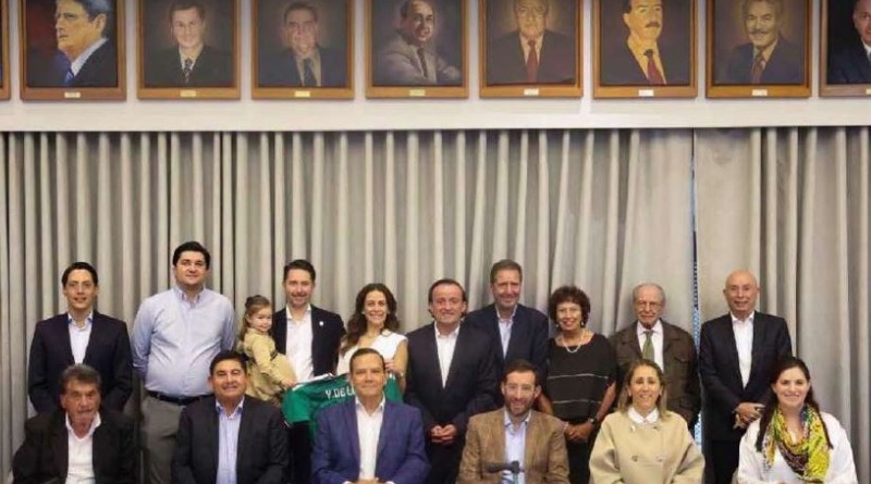 LA FMF HONRA AL EXMANDATARIO DEL ORGANISMO, YON DE LUISA