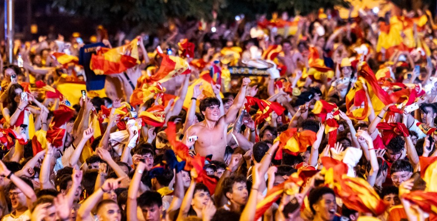 LOS FESTEJOS ESPAÑOLES DESATADOS: UNA LOCURA SIN PRECEDENTES
