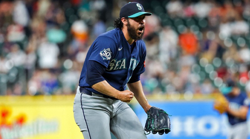 A LO LARGO DE SU CARRERA EN MLB, ANDRÉS MUÑOZ ALCANZA 100 SALVAMENTOS
