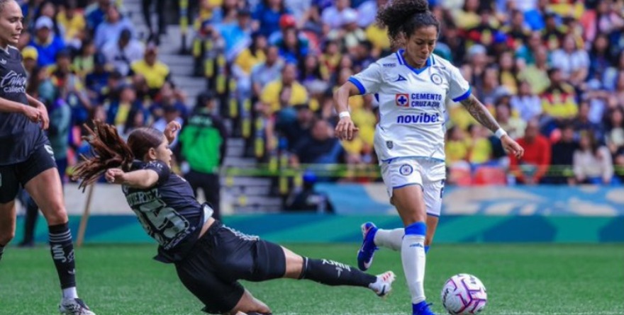 CESA CRUZ AZUL FEMENIL A SU DIRECTOR TÉCNICO POR GOLEADA