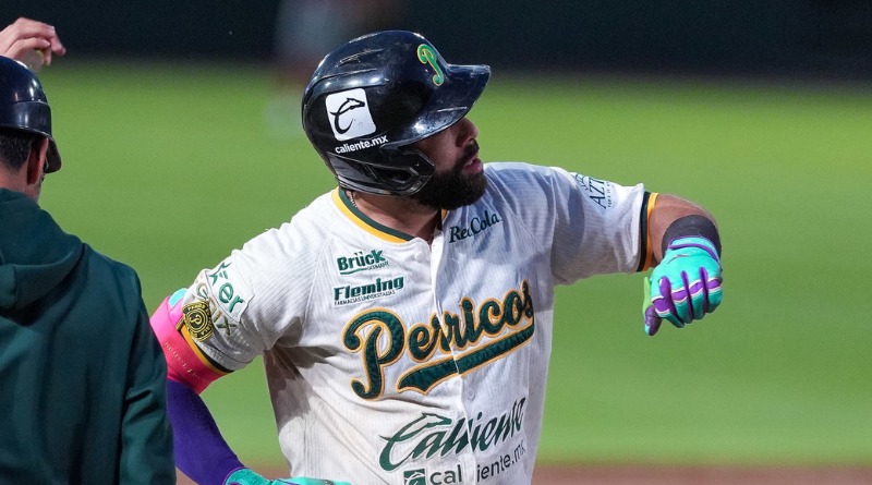 DIABLOS PIERDEN ANTE PERICOS DE PUEBLA FRENTE AL PRECIPICIO