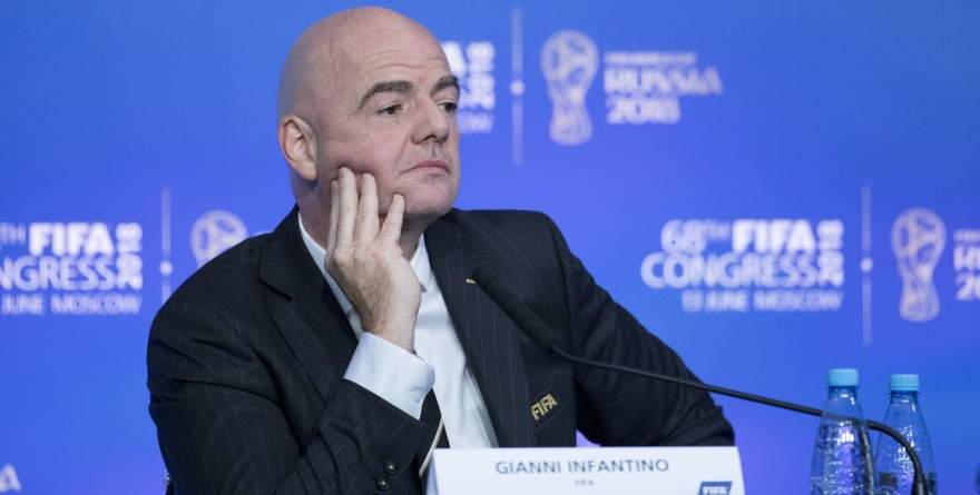 INFANTINO SUFRE EMBATE DE REBELIÓN GLOBAL