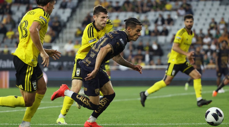 MAL Y DE MALAS CIERRA PUMAS EN LA LEAGUES CUP