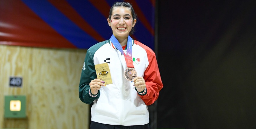 MÍA ROSALES ELIGE EL TIRO AL RENUNCIAR A LA GIMNASIA