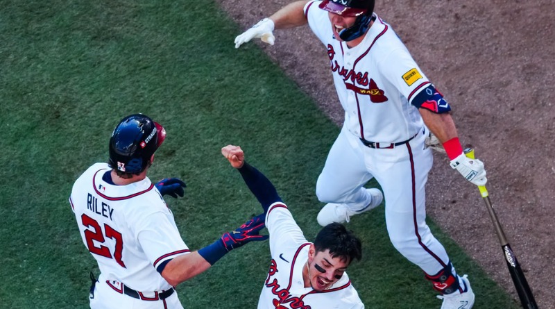 DERROTAN BRAVOS A FILIS 5-3