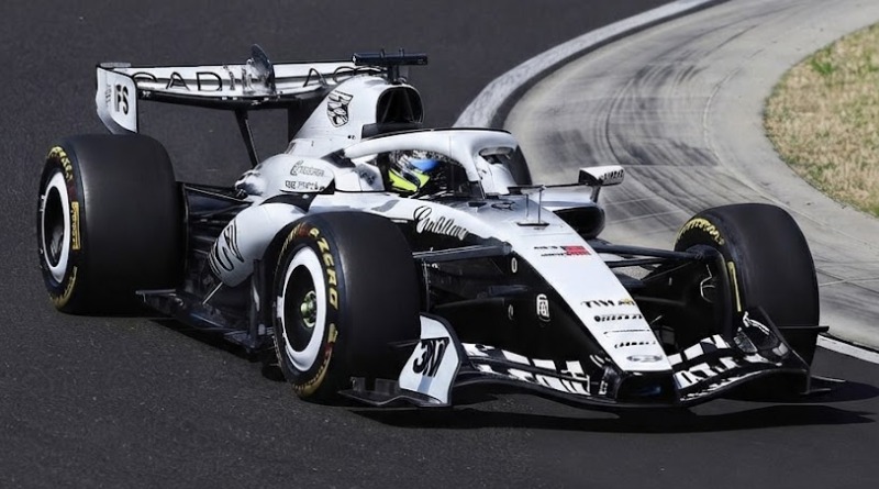 EN MONZA CHECO NO CONSERVA LA P1