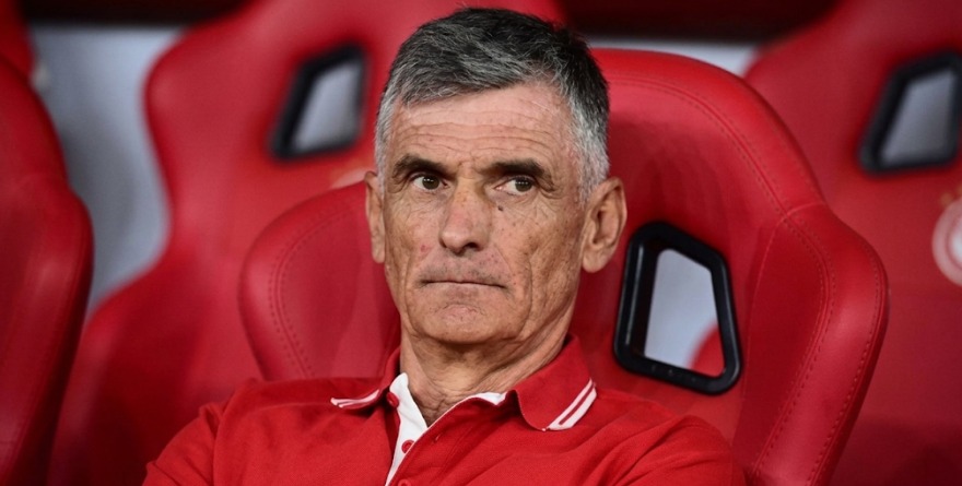 OLYMPIACOS DESPIDE DE FORMA SORPRESIVA A MENDILIBAR